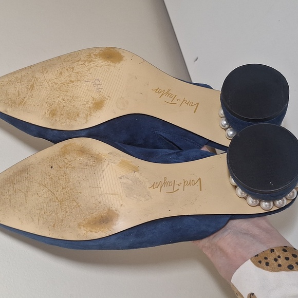 Lord & Taylor Pearl Trim Round Block Heal Nave Blue Suede Mules Size 9 - Picture 8 of 12